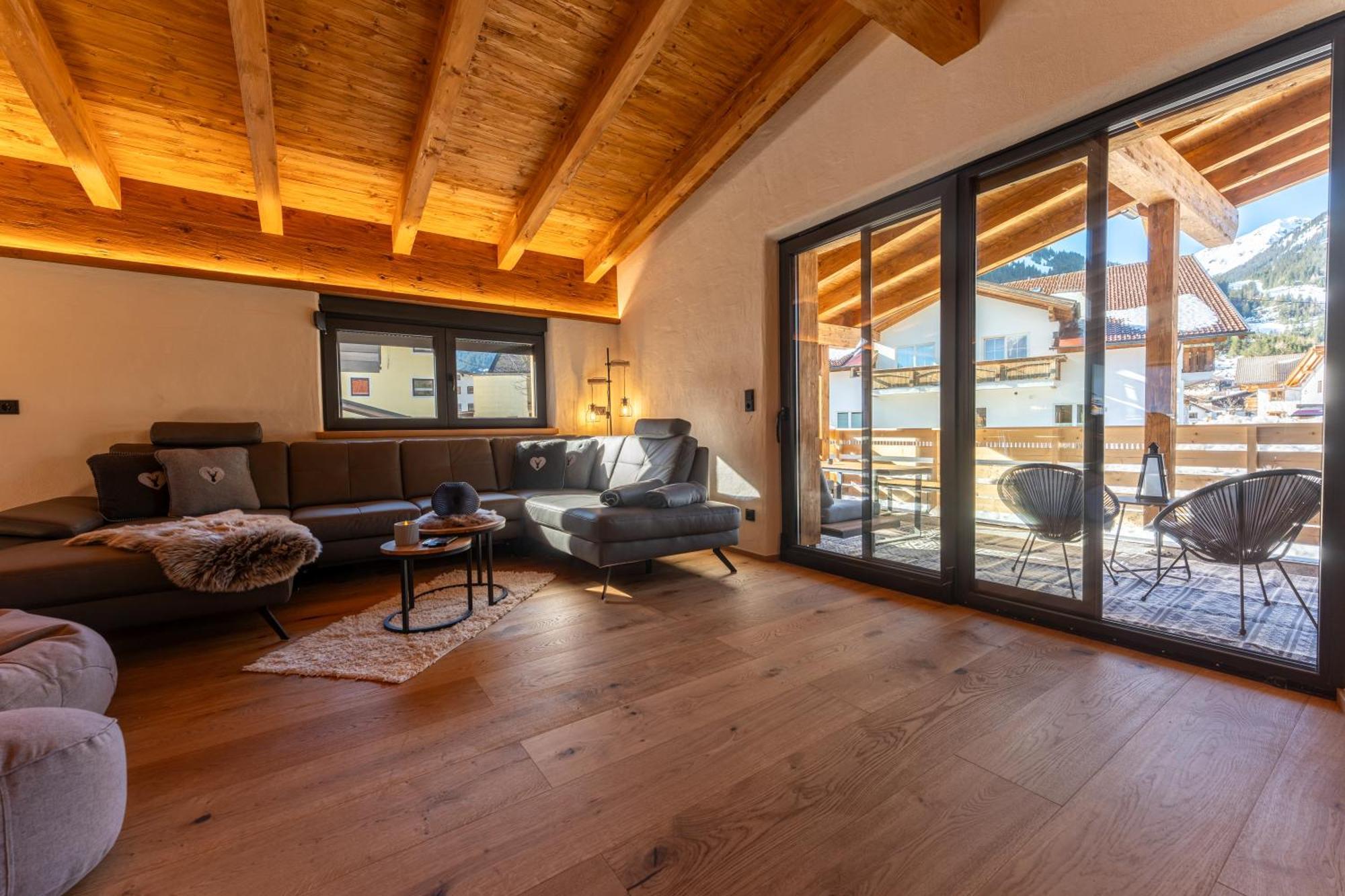 Alprocks Alvaresort Bichlbach Zewnętrze zdjęcie